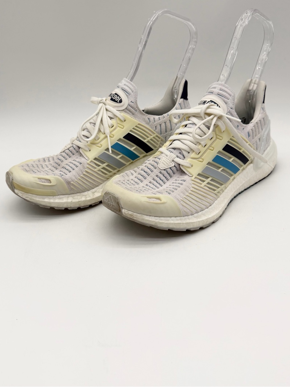 Adidas Ultraboost CC_1 DNA Climacool Running Shoes White Blue GX7811 Mens Sz 9.5 - Picture 2 of 7
